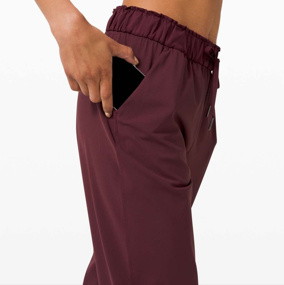 EUC 💎 Lululemon Keep Moving Pant *Cassis Size 2